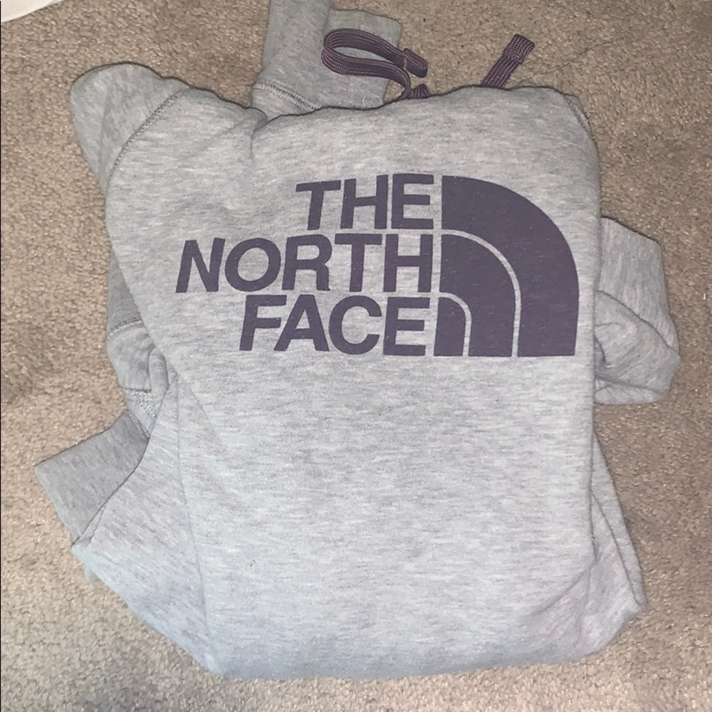 Purple and grey north face hoodie 🤍